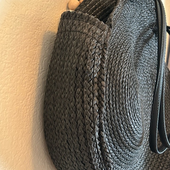 Large wicker soft black purse new . Long and short handles with a clip to close - Picture 4 of 7